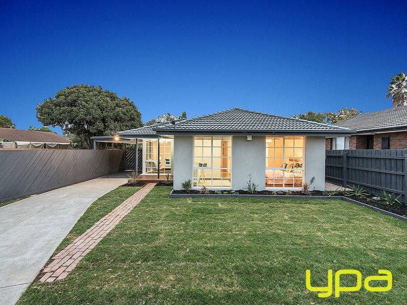 3 Morshead Street, Melton South VIC 3338