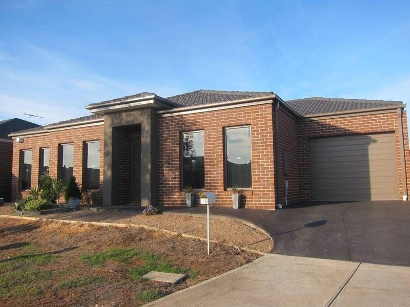 18 Leuca Avenue, Brookfield VIC 3338