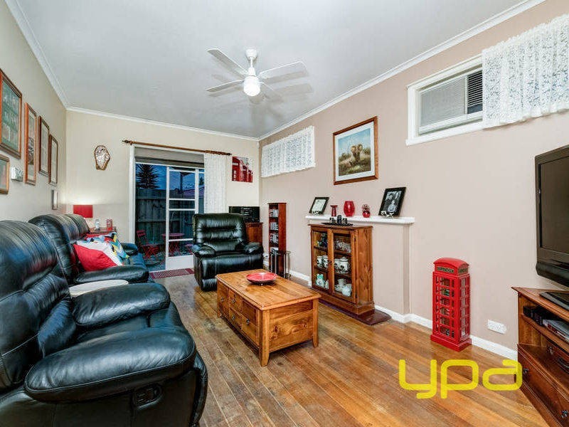 4 Childs Street, Melton South VIC 3338