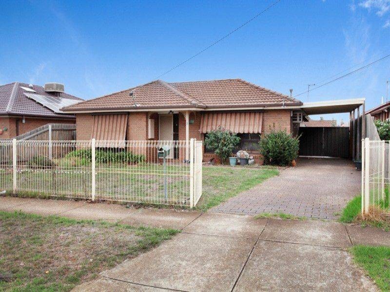 3 Waratah Street, Melton South VIC 3338