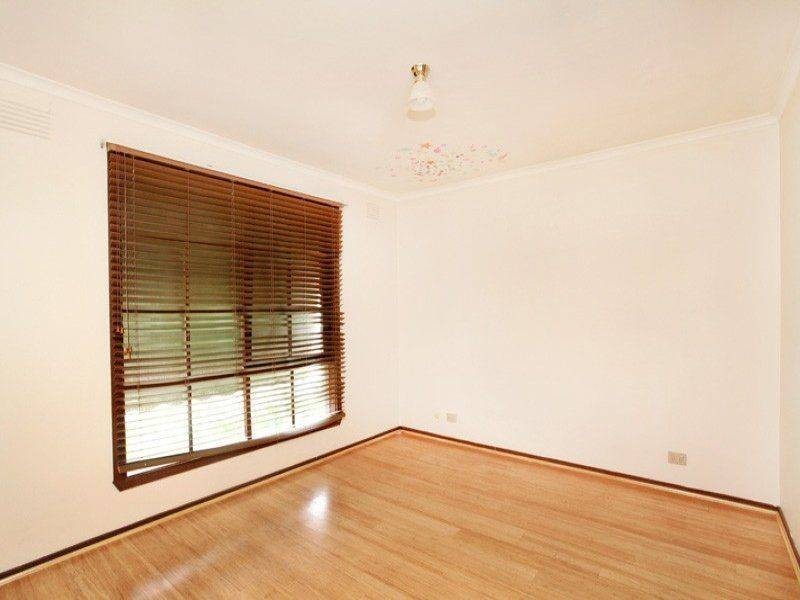 3 Waratah Street, Melton South VIC 3338