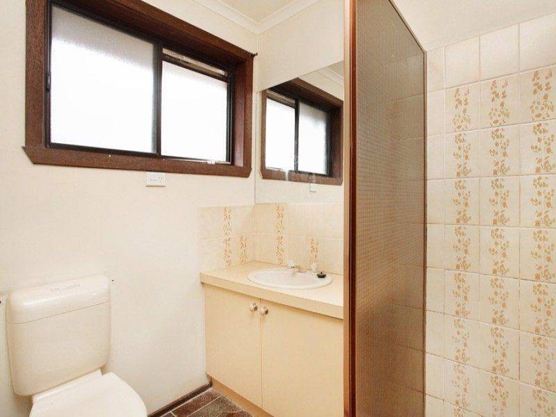 3 Waratah Street, Melton South VIC 3338