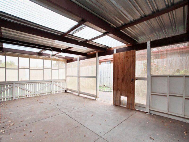 3 Waratah Street, Melton South VIC 3338