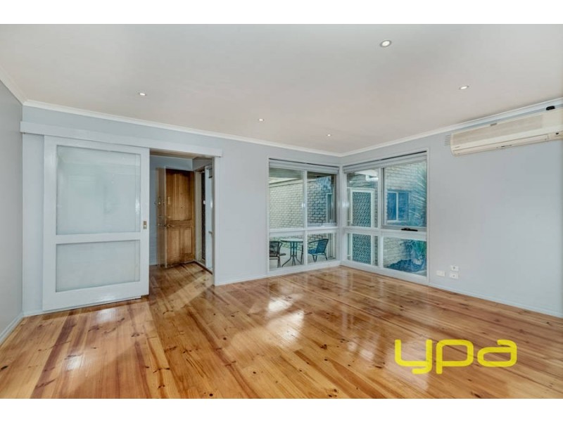 1  Dunvegan Drive, Kurunjang VIC 3337