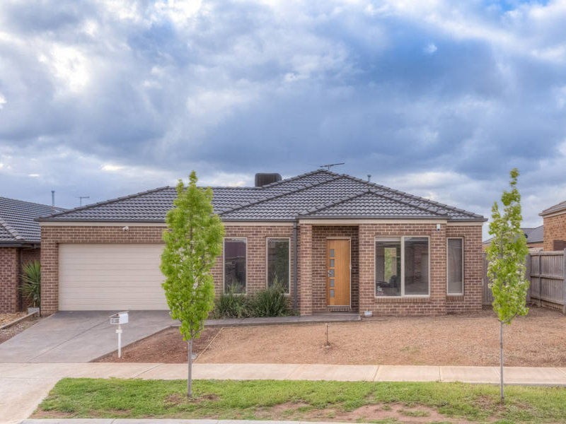 49 Gallery Avenue, Melton West VIC 3337