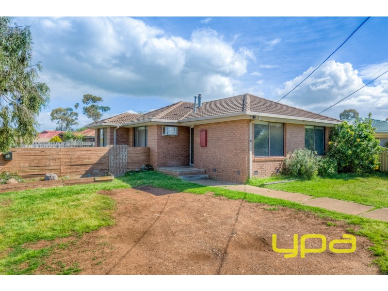 35 Morshead Street, Melton South VIC 3338