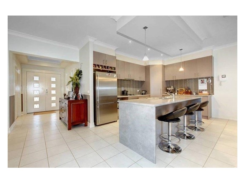 2/1 Alex Court, Kurunjang VIC 3337