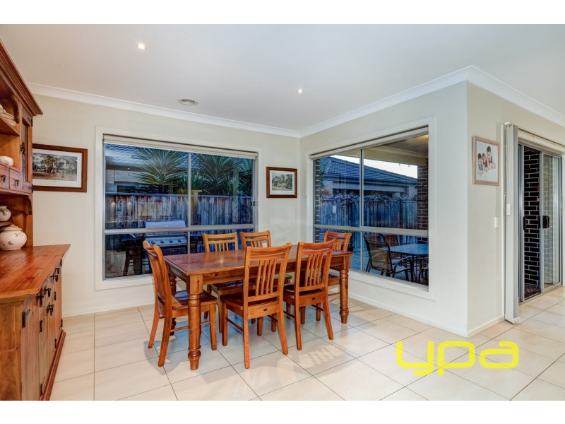 13 Bunya Drive, Brookfield VIC 3338