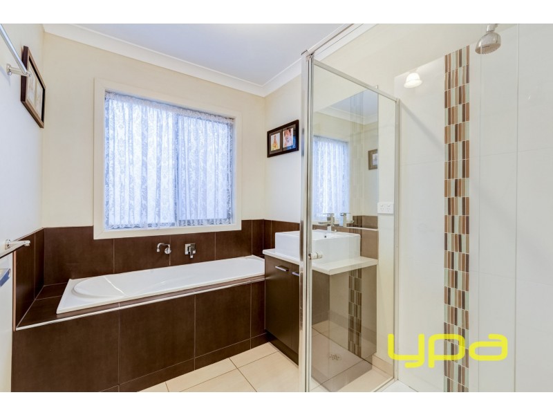 13 Bunya Drive, Brookfield VIC 3338