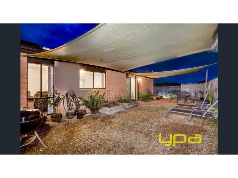 54 McBurnie Drive, Kurunjang VIC 3337