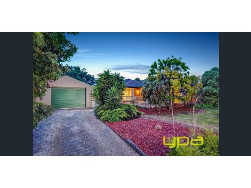 5 Kamil Street, Melton South VIC 3338