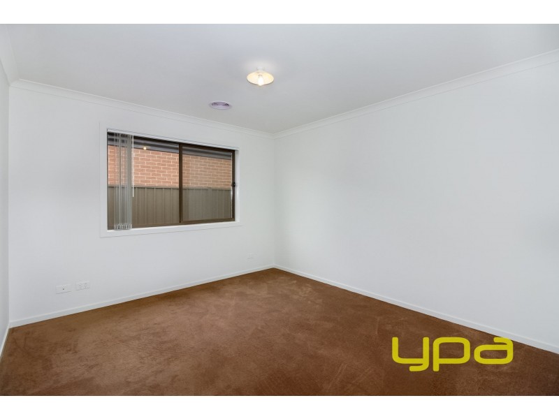 7 Cobble Street, Melton South VIC 3338