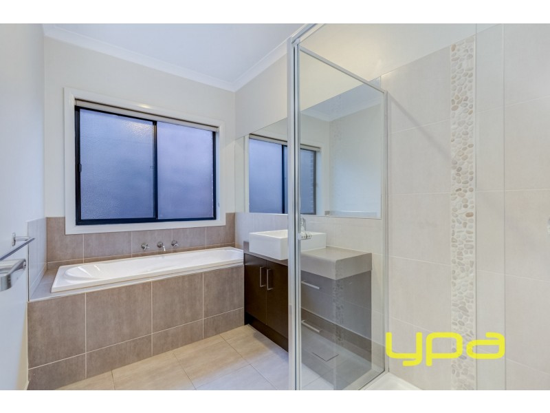 21 Finlay Avenue, Harkness VIC 3337