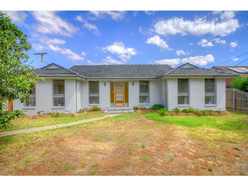 4 Elizabeth Street, Melton South VIC 3338