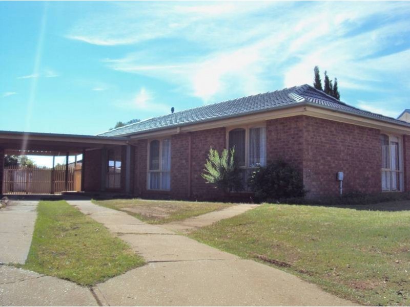 60 Hilton Way, Melton West VIC 3337