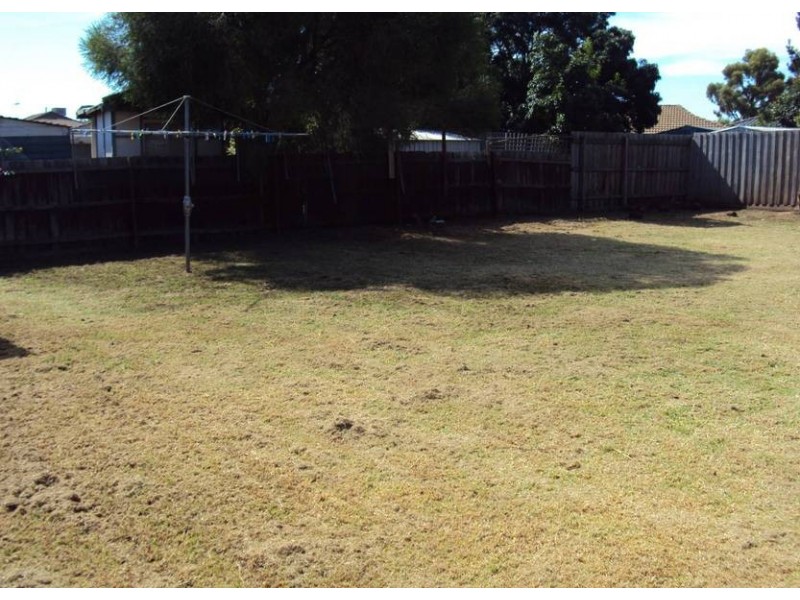 60 Hilton Way, Melton West VIC 3337