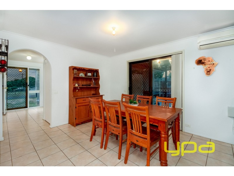 41 Vista Drive, Melton VIC 3337