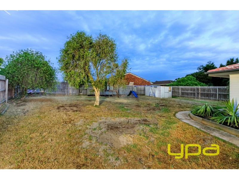 41 Vista Drive, Melton VIC 3337