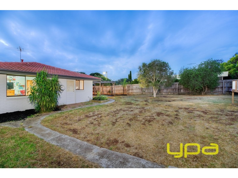 41 Vista Drive, Melton VIC 3337