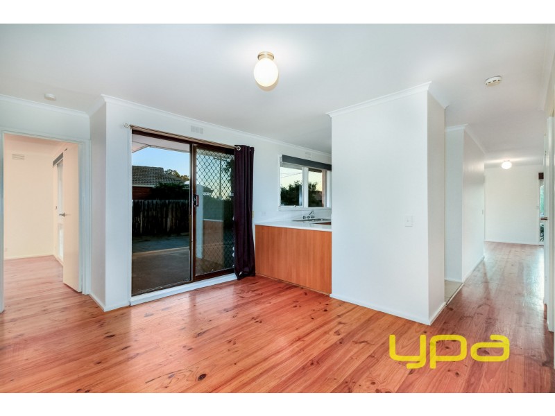 41 Connel Drive, Melton South VIC 3338