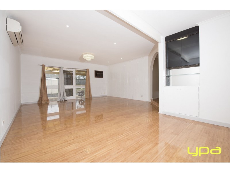 46 Grace Street, Melton South VIC 3338