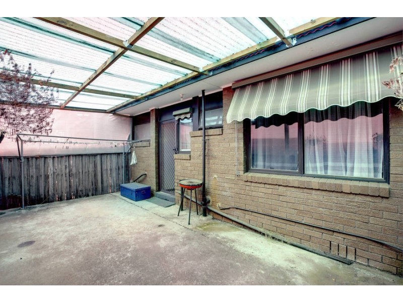 9/4-10  Plover Street, Melton VIC 3337