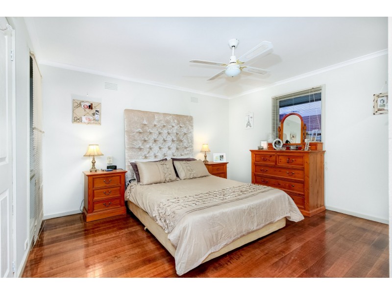 26 Carter Road, Melton VIC 3337