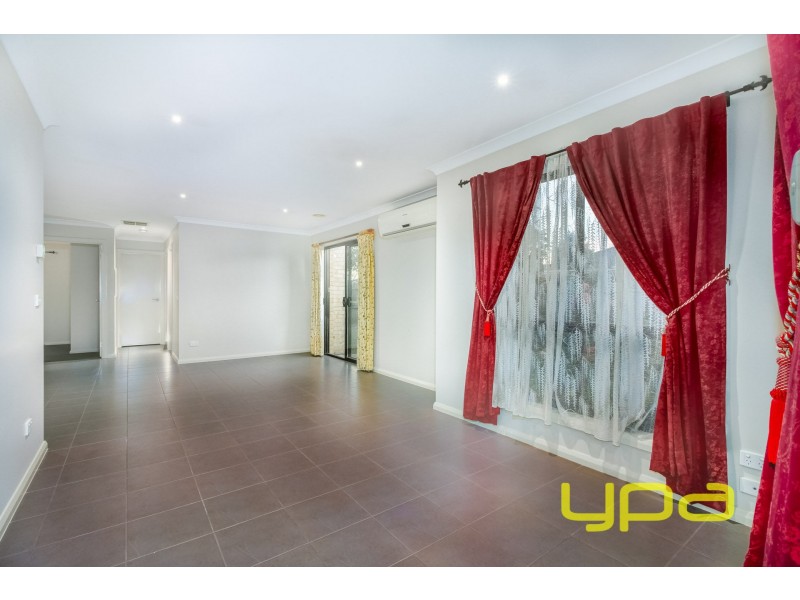 35/20-22 Roslyn Park Drive, Melton West VIC 3337