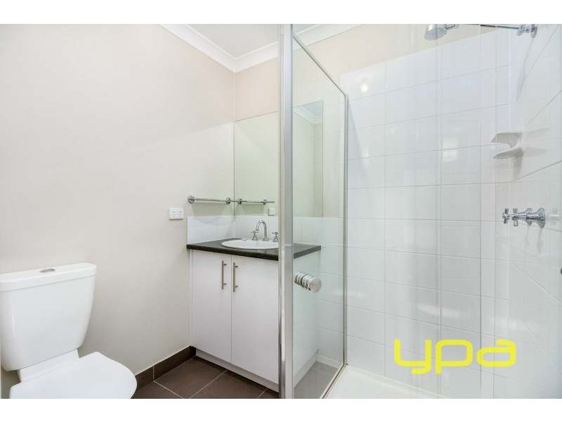 35/20-22 Roslyn Park Drive, Melton West VIC 3337