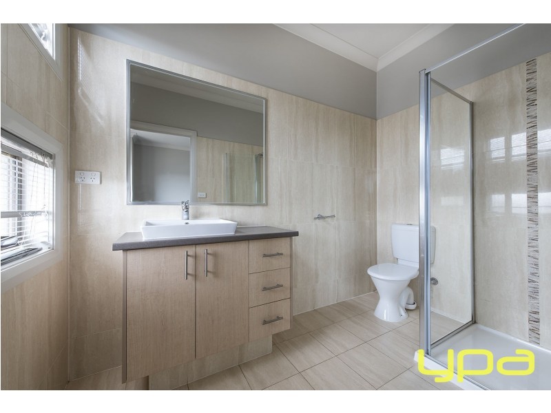 20 Blossom Avenue, Melton West VIC 3337