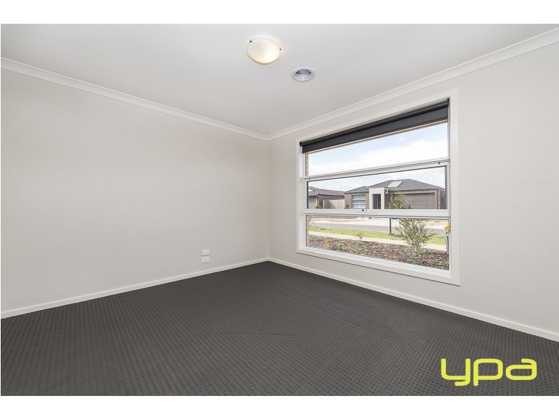 144 James Melrose Drive, Brookfield VIC 3338