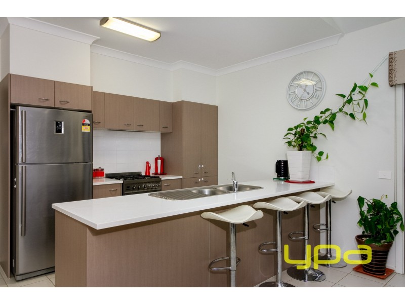 6 Glenelly Street, Melton South VIC 3338