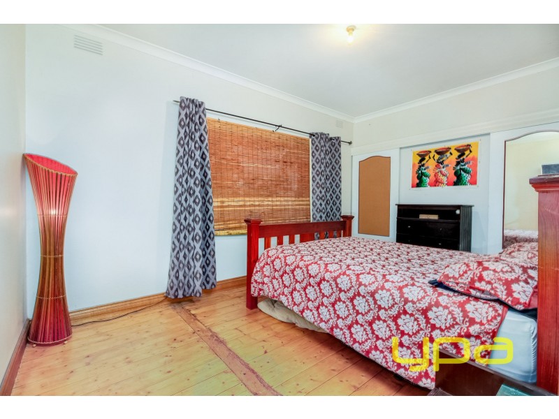 28 Exford Road, Melton South VIC 3338