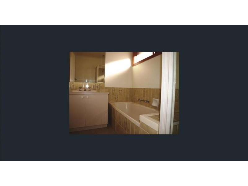 25 Kurunjang Drive, Kurunjang VIC 3337