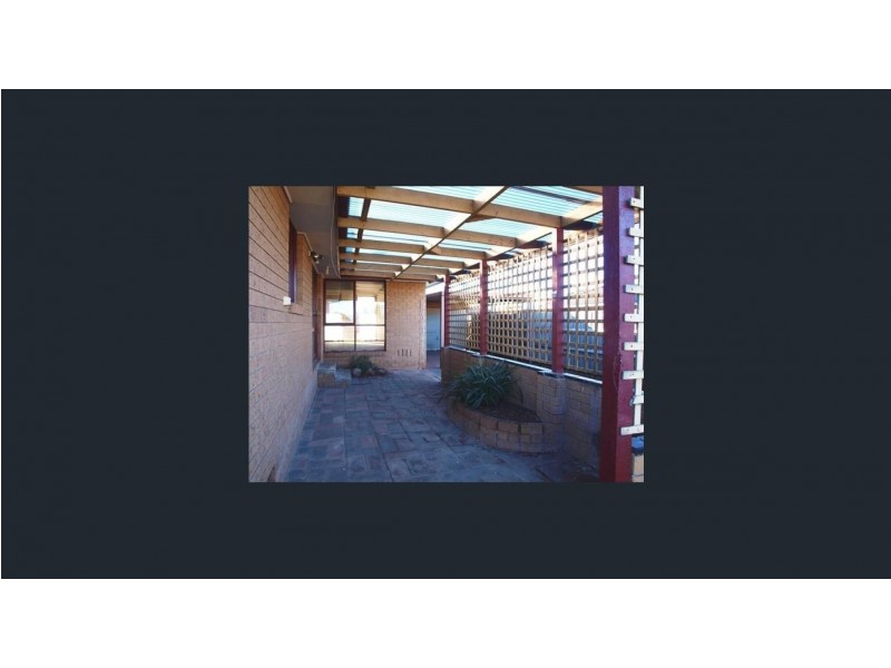 25 Kurunjang Drive, Kurunjang VIC 3337