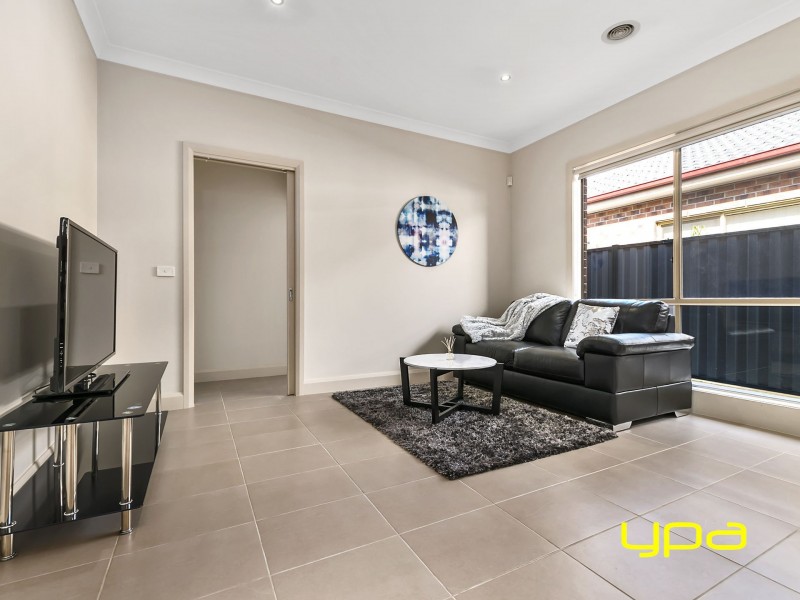 7 Silverleaf Drive, Melton VIC 3337