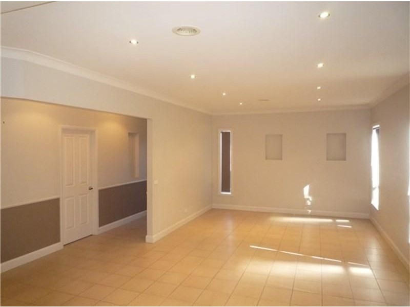 3/12 Haywood Grove, Melton West VIC 3337