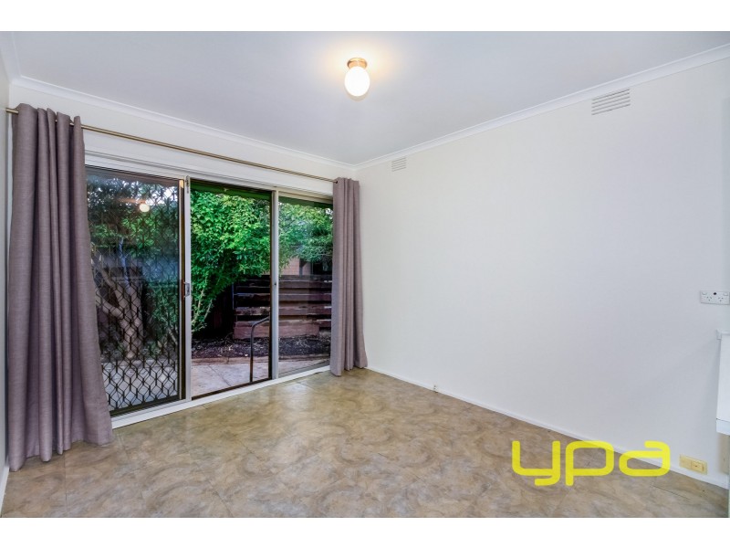 34 Rathdowne Circuit, Melton West VIC 3337