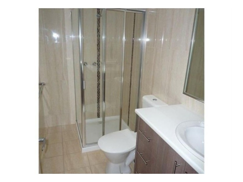 2/36 McBurnie Drive, Kurunjang VIC 3337