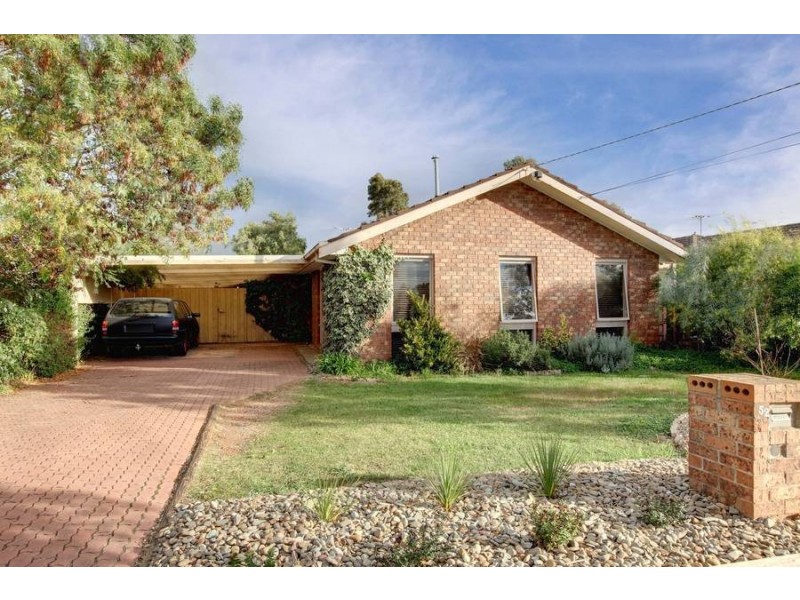 52 Childs Street, Melton South VIC 3338