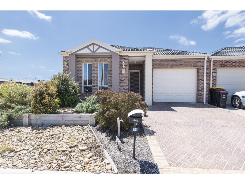 24 Acumin Street, Brookfield VIC 3338