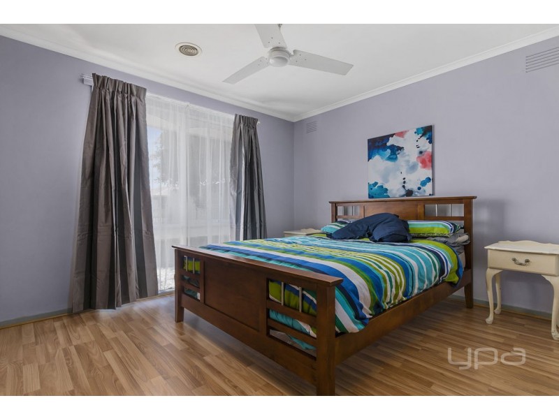 10 Murray Street, Melton South VIC 3338