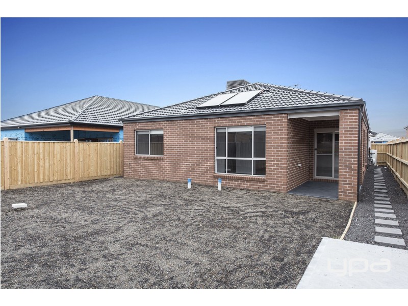 88 Claret Ash Boulevard, Melton West VIC 3337