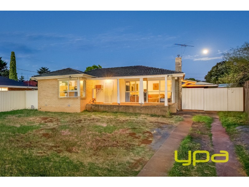 40 Quail Crescent, Melton VIC 3337