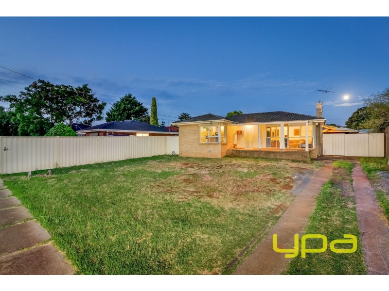 40 Quail Crescent, Melton VIC 3337