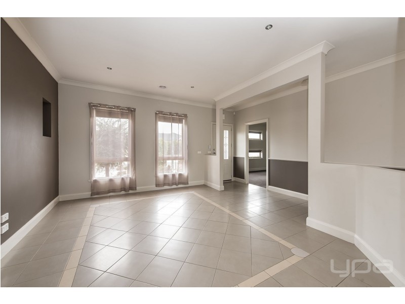 52 Gallery Avenue, Melton West VIC 3337