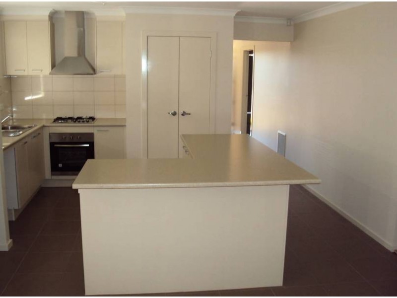 6 Andreas Court, Melton West VIC 3337