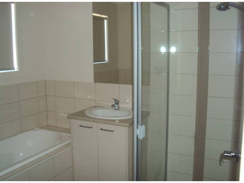 6 Andreas Court, Melton West VIC 3337