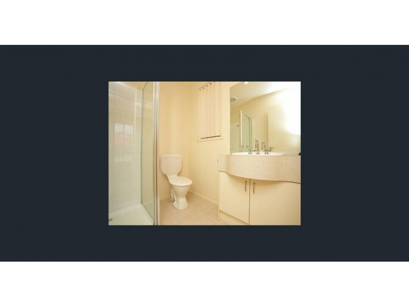 4 Rainsford Place, Melton West VIC 3337