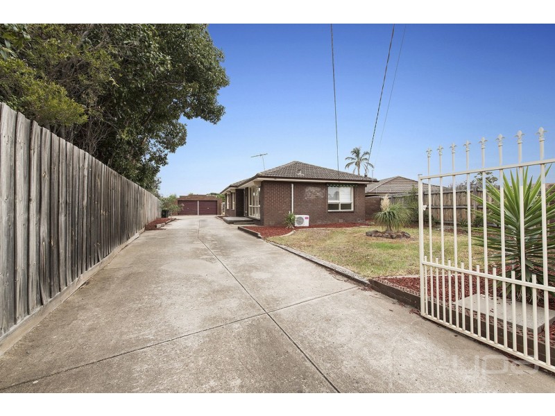 3 Brand Court, Melton South VIC 3338